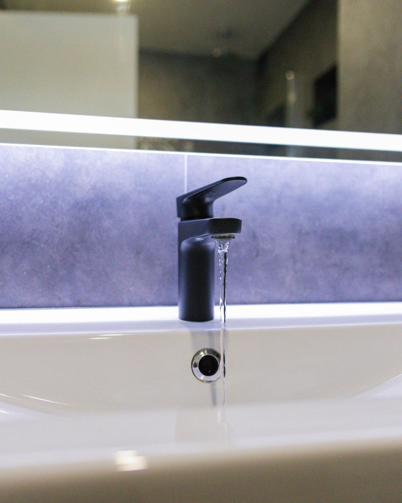 Jucuzzi Bath. Japanese Toilet. Belfast City Centre. מראה חיצוני תמונה