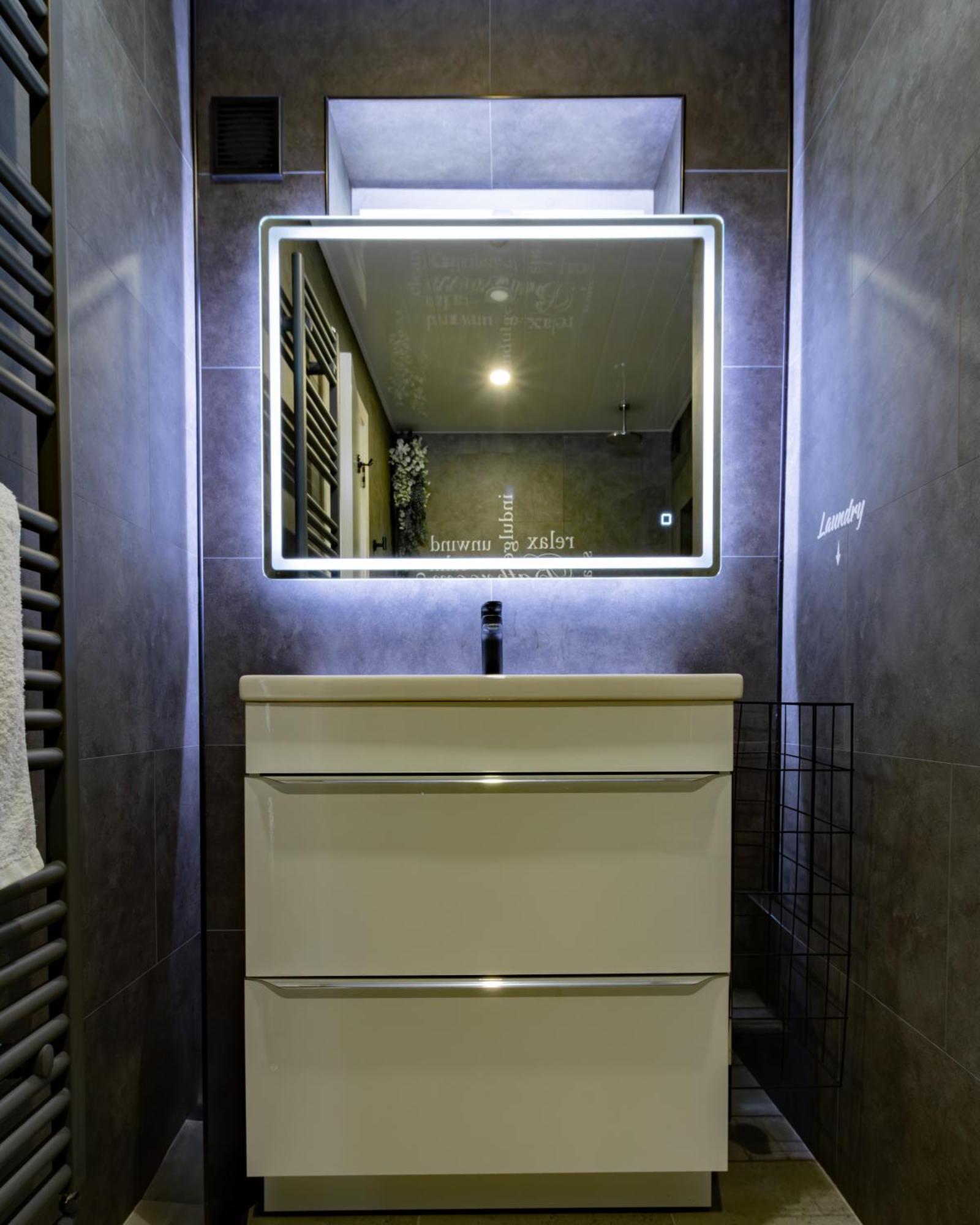 Jucuzzi Bath. Japanese Toilet. Belfast City Centre. מראה חיצוני תמונה